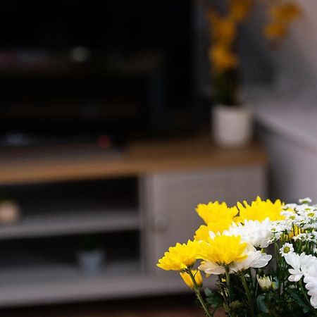 Stamford Central Stay - Stylish 2-Bed Apartment With Wifi Eksteriør bilde