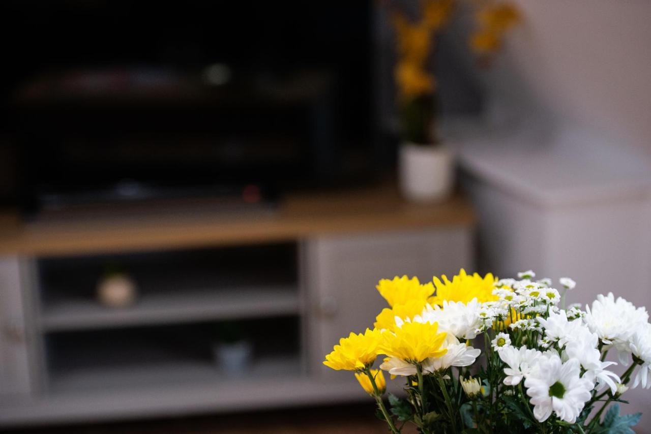 Stamford Central Stay - Stylish 2-Bed Apartment With Wifi Eksteriør bilde