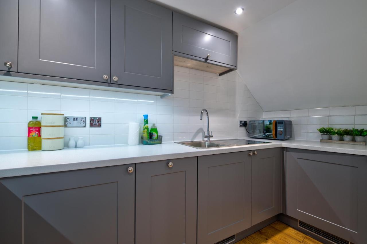 Stamford Central Stay - Stylish 2-Bed Apartment With Wifi Eksteriør bilde
