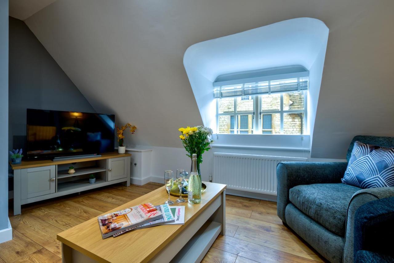 Stamford Central Stay - Stylish 2-Bed Apartment With Wifi Eksteriør bilde