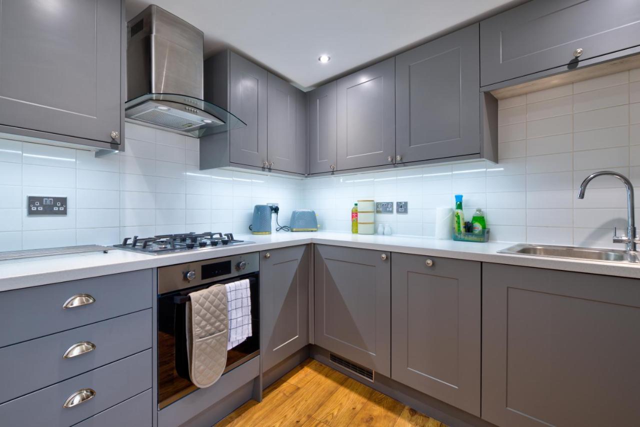 Stamford Central Stay - Stylish 2-Bed Apartment With Wifi Eksteriør bilde