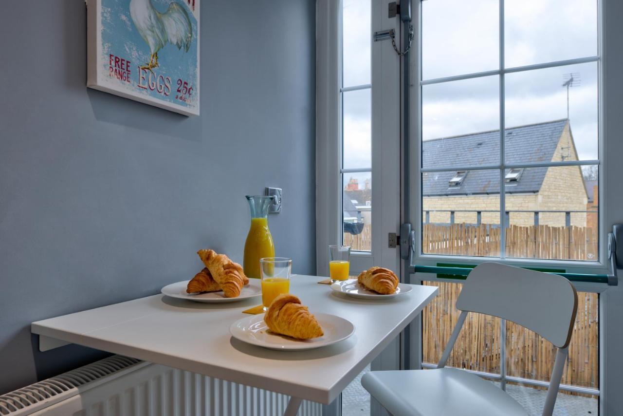 Stamford Central Stay - Stylish 2-Bed Apartment With Wifi Eksteriør bilde