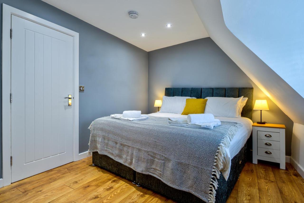 Stamford Central Stay - Stylish 2-Bed Apartment With Wifi Eksteriør bilde